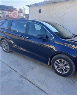 تويوتا سيينا